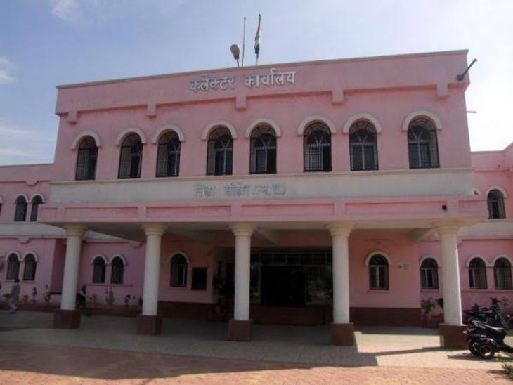 An accused involved in criminal activities was imprisoned for four ...