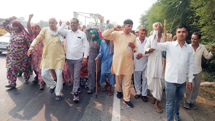 Run for road in Talwandi Rana: Villagers raised the demand for ...