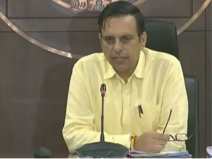 IAS Rajneesh Dubey accused of harassing women