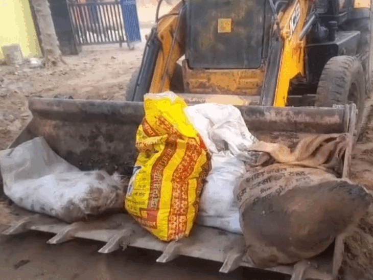 7 beef smugglers arrested बाबा की आत्मदाह की धमकी के बाद गौ तस्कर