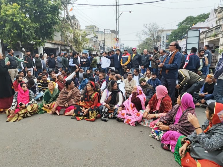Ujjain Rajput Karni Sena Protest Photos Update | Sukhdev Singh Gogamedi ...