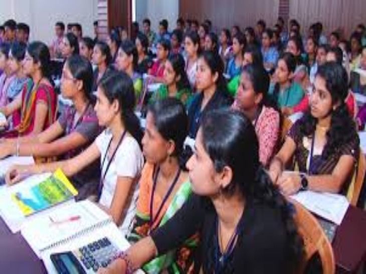 UP - - Lucknow - Now Female students can study in coaching post 8 PM ...