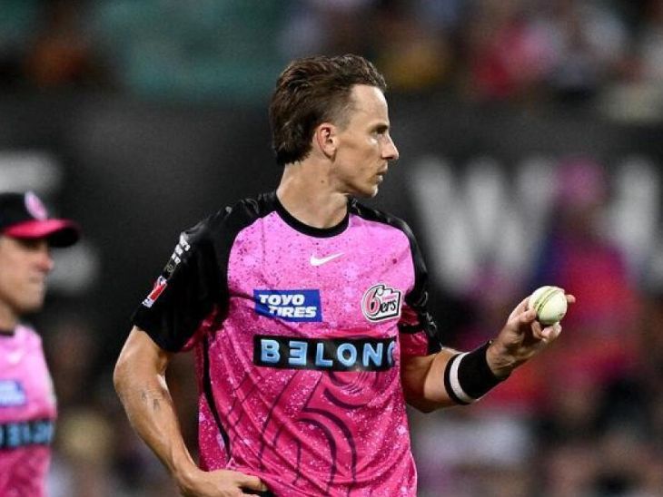 इंग्लिश क्रिकेटर टॉम कुरेन चार बीबीएल मैचों के लिए सस्पेंड: प्रैक्टिस के दौरान अंपायर को धमकाने का आरोप, फैसले के खिलाफ अपील करेगी टीम