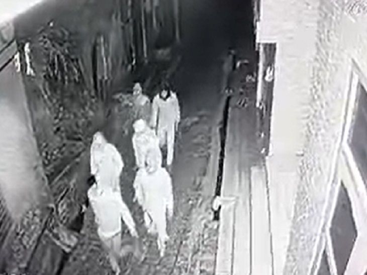 6 youths who came to steal were captured in CCTV with weapons, dabok in