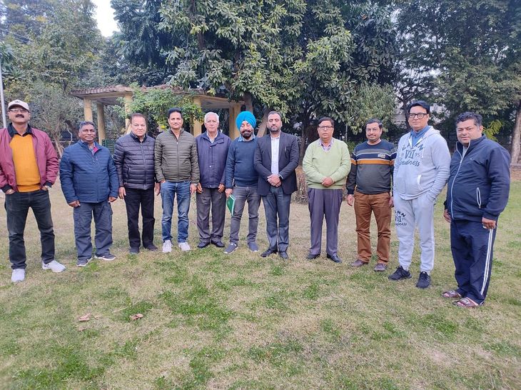 Surya Enclave Development Society members held a meeting सूर्या