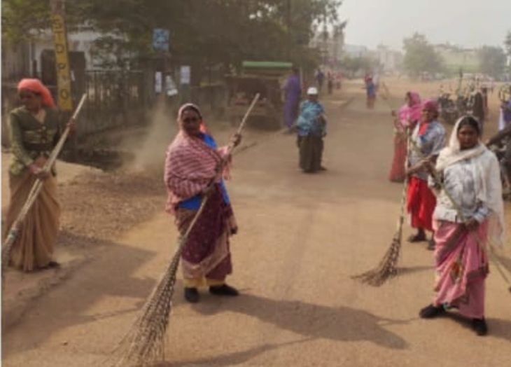 Cleanliness campaign conducted in public areas on Good Governance Day ...