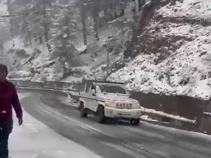 Continuous snowfall continues in the mountains | पहाड़ों में लगातार बर्फबारी जारी: हिमाचल प्रदेश के कई हिस्सों में ऑरेंज अलर्ट, 6 राज्यों में बारिश के आसार