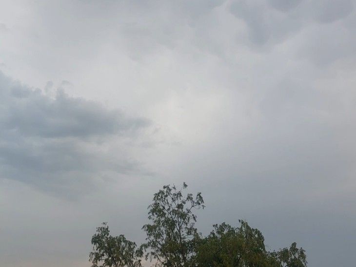 Weather changed, drizzle increased coolness at many places