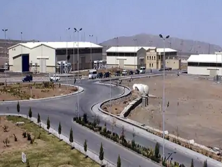 Iran Nuclear Weapons | US Expert Warning to Western World of Iran Nuclear Weapons | ईरान के एटमी ठिकानों पर हमला जरूरी: US एक्सपर्ट बोले- पलक झपकते ही न्यूक्लियर बम बना सकता है ईरान; थर्ड वर्ल्ड वॉर का खतरा