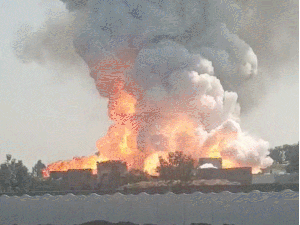 11 killed, more than 200 injured in Harda blast | हरदा ब्लास्ट में 11 की मौत, 200 से ज्यादा घायल: फैक्ट्री मालिक समेत 3 गिरफ्तार, तीन सदस्यीय समिति करेगी जांच; आज CM पहुंचेंगे