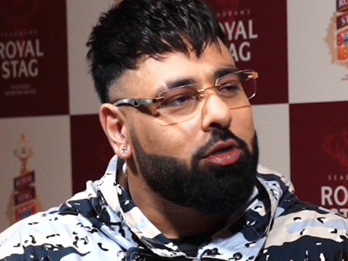 Many Bollywood singers flopped in performing | एक्टिंग में फ्लॉप रहे बॉलीवुड के कई सिंगर्स: रैपर बादशाह ने बनाई फिल्मों से दूरी, हिमेश रेशमिया को 17 साल से सक्सेस का इंतजार