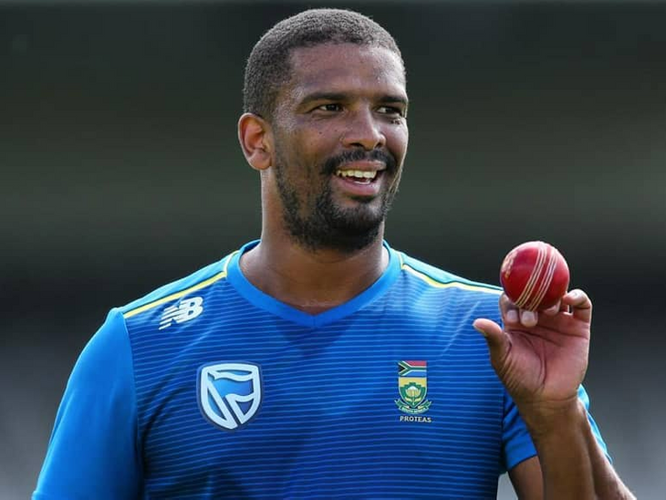 बुमराह इस समय दुनिया के सर्वश्रेष्ठ तेज गेंदबाज हैं: फिलेंडर: दक्षिण अफ्रीकी तेज गेंदबाज ने कहा: वह छोटे रनों के साथ दोनों तरफ स्विंग करते हैं;  यॉर्कर गोरिल्ला बंदूक