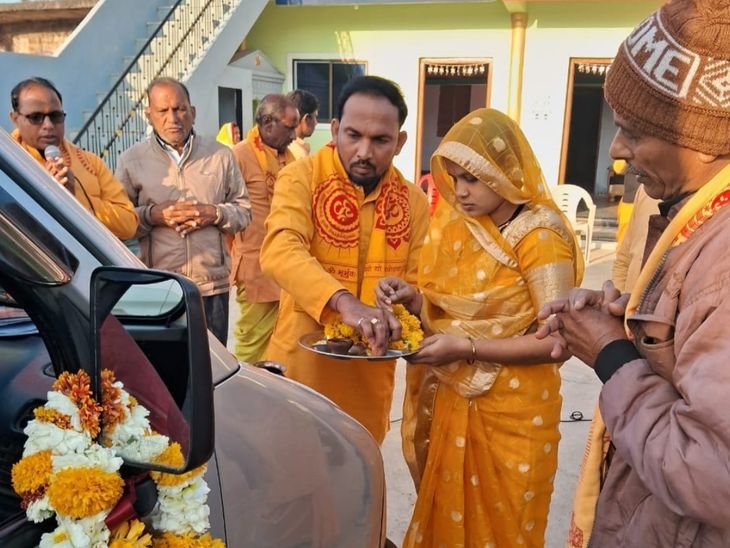 Gayatri family's Rath Yatra reached Pachkheda | पचखेड़ा पहुंची गायत्री ...