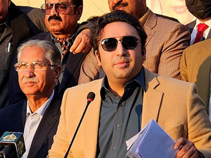 Pakistan Election 2024 | New Government Bilawal Bhutto Nawaz Sharif Shahbaz Sharif Imran Khan PML-N PPP | नवाज की पार्टी को समर्थन देंगे बिलावल: कहा- हम केंद्र सरकार में शामिल नहीं होंगे, सिर्फ मुद्दों पर बाहर से सपोर्ट करेंगे