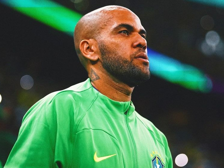 ब्राजील के फुटबॉलर दानी अल्वेस को साढ़े चार साल की सजा: रेप केस में दोषी पाए गए;  नेमार ने केस लड़ने में मदद की