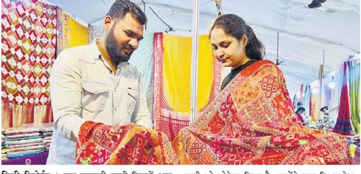 Banaras's Rangkat Patola saree, actress Rekha and Anushka Sharma also ...