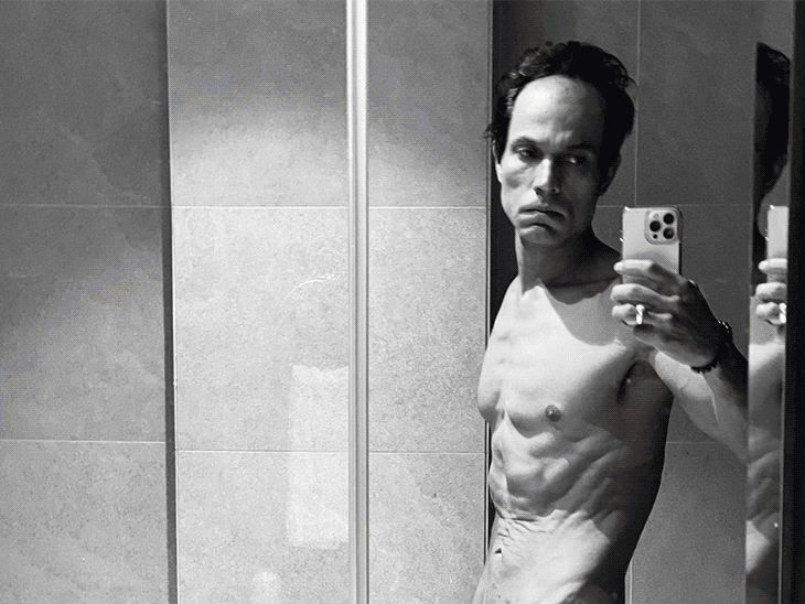 Randeep Hooda Physique Transformation Picture Response | Swatantrya Veer Savarkar | रणदीप हुड्डा ने शेयर की बॉडी ट्रांसफॉर्मेशन फोटो: ‘स्वातंत्र्य वीर सावरकर’ के लिए घटाया 18 किलाे वजन, फैंस ने हॉलीवुड एक्टर क्रिश्चियन बेल से की तुलना