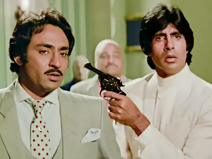Amitabh used to recite Geeta day-after-day throughout capturing | बिग बी सेट पर रोज गीता का पाठ करते थे: एक्टर रंजीत बोले- वो हर दिन की दिनचर्या मां- बाबू जी को चिट्ठी में लिखते थे