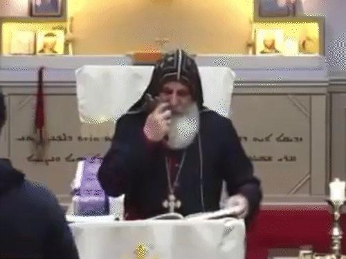 Bishop stabbed, multiple others injured in attack during church service in western Sydney | सिडनी के चर्च में चाकूबाजी, 4 घायल: अज्ञात शख्स ने पादरी पर हमला किया, 2 दिन पहले हुए हमले में 6 लोग मारे गए थे