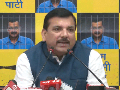 Arvind Kejriwal Tihar Jail Letter; Sanjay Singh PM Modi | Bhagwant Mann | तिहाड़ में बंद केजरीवाल बोले- मैं आतंकवादी नहीं हूं: संजय सिंह ने अरविंद का संदेश पढ़ा; कहा- पीएम मोदी के मन में बदले की भावना