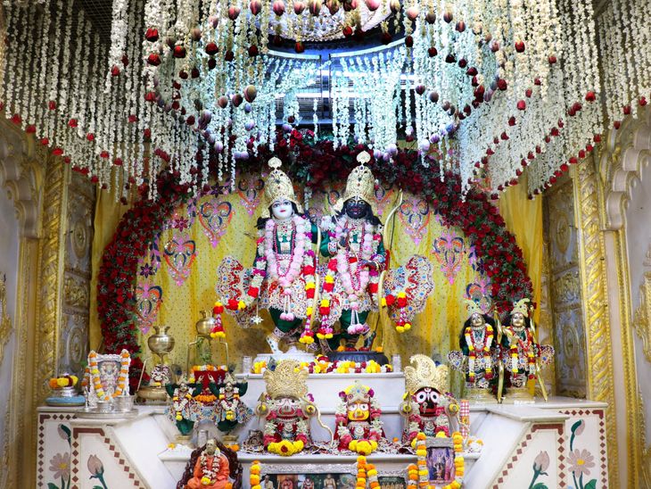 Shri Krishna Balram temple resonated with the birth anniversary of Ramlala