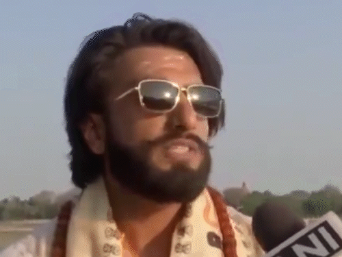 Ranveer Singh Deepfake Video Controversy; PM Modi Congress | Lok Sabha Election | आमिर के बाद अब रणवीर का डीप फेक वीडियो वायरल: पॉलिटिकल पार्टी का सपोर्ट करते नजर आए, लोकसभा चुनाव से पहले चल रहा फेक प्रमोशन