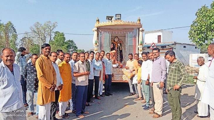 Rath Yatra of Mata Rani taken out in Kiloda | किलोदा में माता रानी की ...