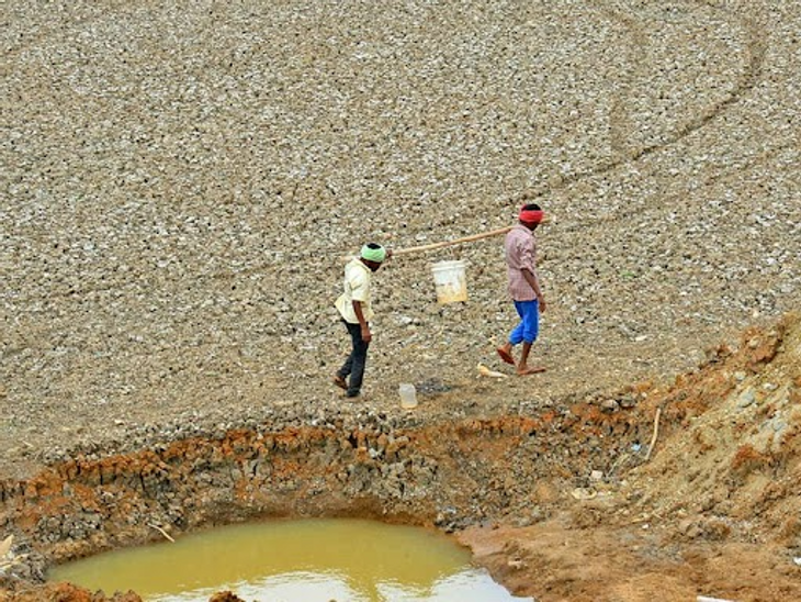 India Water Crisis Forecast Report; Water Shortage By 2050 In 50% Of Districts | बड़ी चुनौती-भारत में दुनिया की 17% आबादी और पानी 4%: रिपोर्ट में दावा- देश के 50% जिलों में 2050 तक गंभीर जल संकट हो सकता है