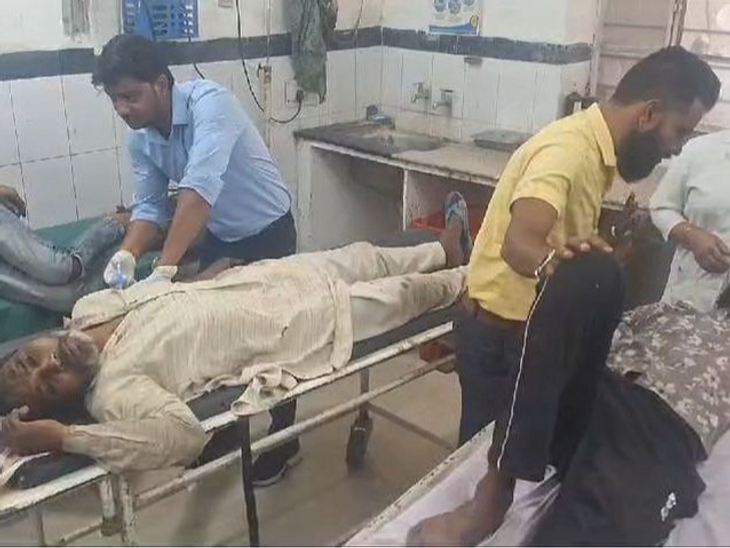3 injured in road accident in pali Rajasthan | पिकअप की टक्कर से लोडिंग ...