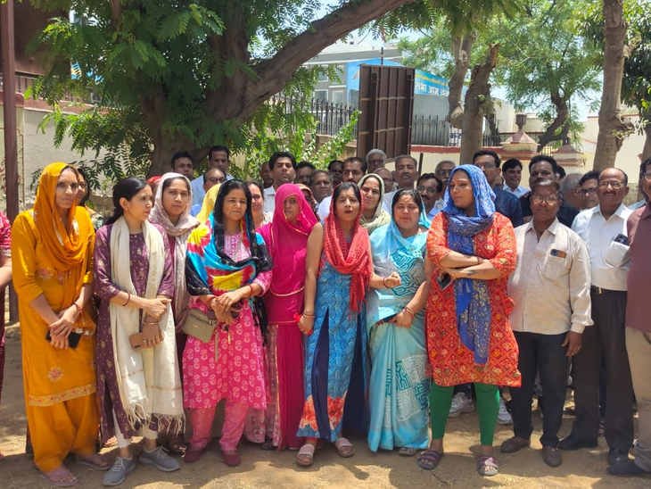 Water shortage in Sikar's Housing Board Colony सीकर के हाउसिंग बोर्ड