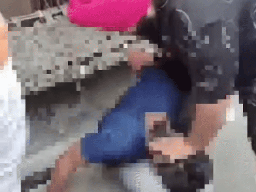 लुधियाना में मनचले की जूतों से पिटाई: लड़की से की छेड़छाड़, रोकने गए युवकों से की मारपीट, खुद को किया कमरे में बंद - Ludhiana News