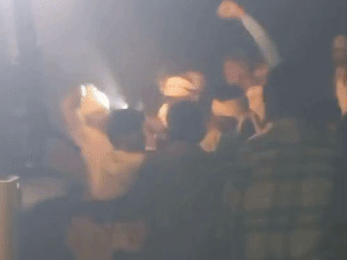 बजरी खनन को लेकर मारपीट- VIDEO: गोचर में हो रहे बजरी खनन को ग्रामीणों ने रोका, माफियाओं ने किया हमला - Jodhpur News