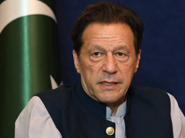 Imran Khan, ex-Pakistan FM Qureshi acquitted by Pakistan court in cipher case | इमरान खान सीक्रेट लेटर चोरी मामले में बरी: इस्लामाबाद हाईकोर्ट का फैसला; सबूतों के अभाव में कोर्ट ने 10 साल की सजा रद्द की