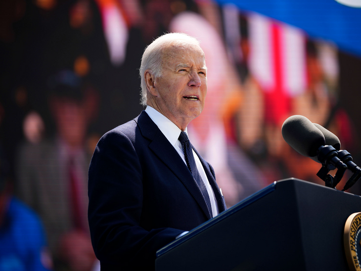 ‘We will not walk away,’ Joe Biden says, drawing parallel between D-Day and Ukraine | डी-डे पर फ्रांस में एकजुट दुनिया के 5 बड़े नेता: क्यों अहम है यह दिन, जिस पर बाइडेन बोले-यूक्रेन जंग सेकेंड वर्ल्ड वॉर जैसी