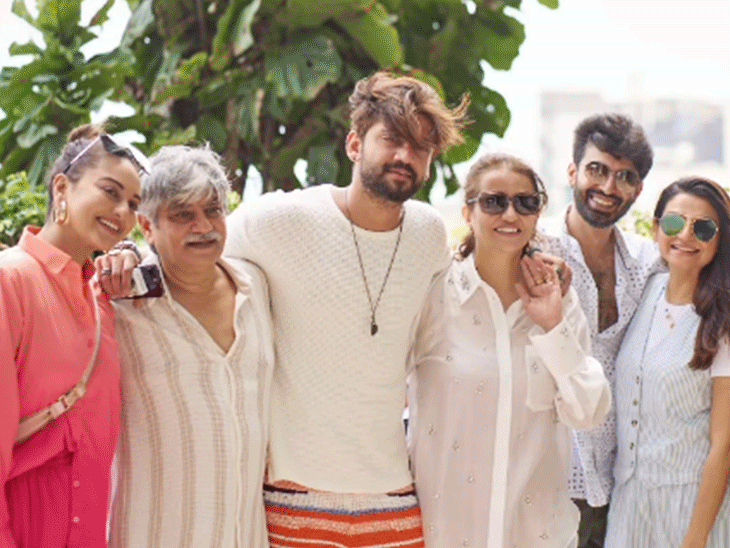 Sonakshi Sinha Zaheer Iqbal Household Images | Sanam Ratansi | जहीर इकबाल के परिवार संग दिखीं सोनाक्षी सिन्हा: शादी की खबरों के बीच हाेने वाली ननद ने शेयर किया फोटो