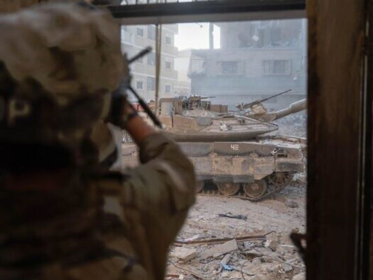 Eight Israeli soldiers killed in Rafah operation, IDF says | गाजा में ब्लास्ट में 8 इजराइली सैनिक मारे गए: यह 7 अक्टूबर के बाद सेना को नुकसान पहुंचाने वाला सबसे घातक विस्फोट