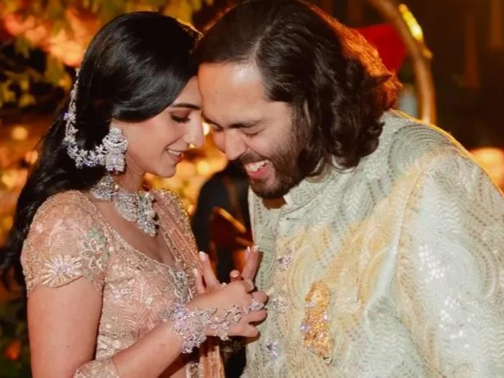 Anant Ambani-Radhika Service provider Sangeet Ceremony | Love Story | अनंत-राधिका की संगीत सेरेमनी के लिए तैयारियां शुरू: दिखाई जाएगी कपल की लव स्टोरी, बॉलीवुड सेलेब्स भी करेंगे परफॉर्म
