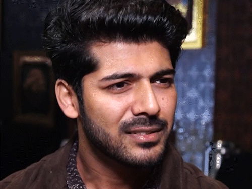 Sheejan grew to become emotional remembering the times spent in jail | जेल में बिताए दिनों को याद कर भावुक हुए शीजान: बोले- ‘आज भी पैनिक अटैक आते हैं, किसी से दिल लगाने को तैयार नहीं हूं’