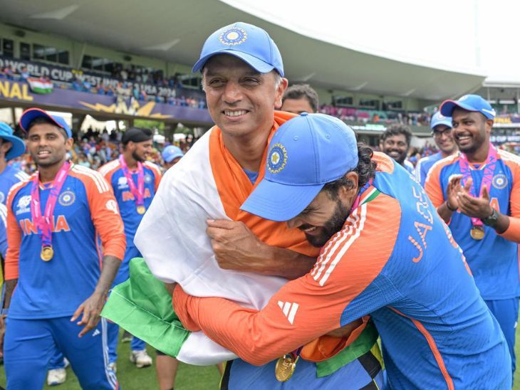 रोहित ने द्रविड़ से कहा था: ट्रेनिंग जारी रखें: टी20 वर्ल्ड कप जीत के बाद भारतीय कोच ने कहा था: रोहित, उस कॉल के लिए धन्यवाद।