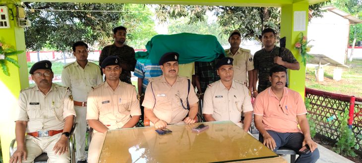 Azamnagar police arrested three criminals involved in robbery incident ...