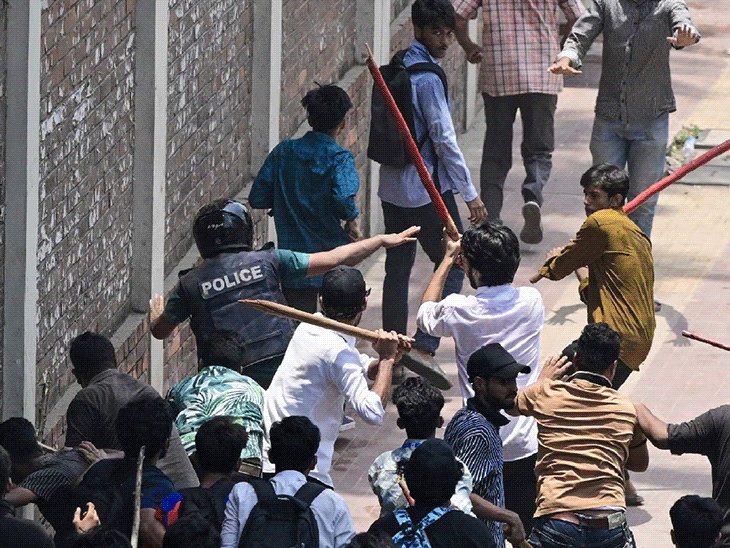 Bangladesh imposes nationwide curfew, army takes over | बांग्लादेश में देशव्यापी कर्फ्यू, सेना ने मोर्चा संभाला: आरक्षण के खिलाफ हिंसा में अब तक 105 की मौत; 405 भारतीय स्टूडेंट्स घर लौटे