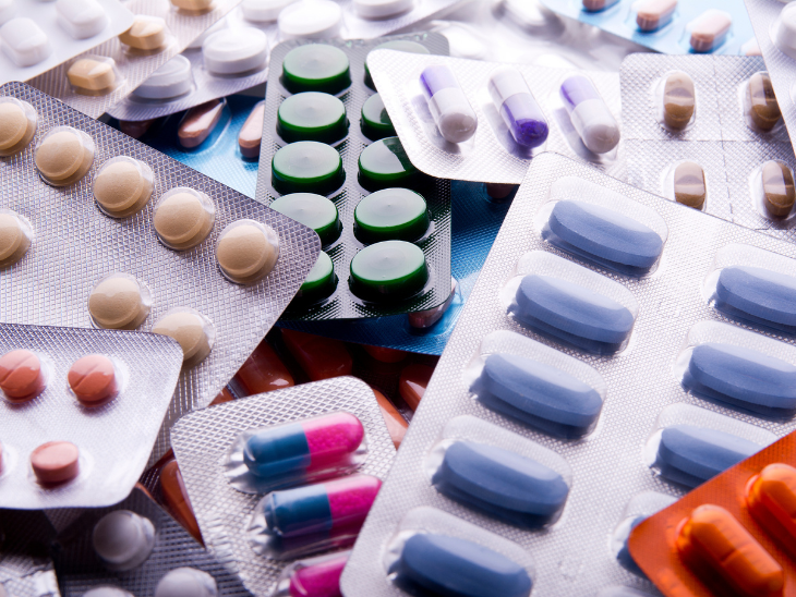 Indian man charged in US with selling fake cancer drugs, faces 100-year jail | अमेरिका में भारतीय शख्स पर नकली मेडिसिन बेचने का आरोप: कैंसर की इस दवा की कीमत 10 लाख, हो सकती है 100 साल की सजा