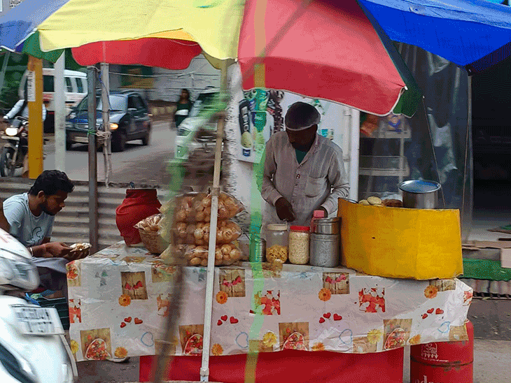 Chhattisgarh Raipur Bad samosa, chaat and gup chup jaundice diarrhea in ...