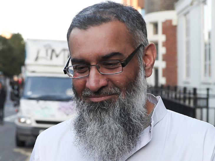 British preacher Anjem Choudary jailed for life for terrorism offences | ब्रिटेन में इस्लामी प्रचारक अंजेम चौधरी को उम्रकैद: आतंकी संगठन चलाने का दोषी पाया गया, अमेरिका पर 9/11 हमले की तारीफ की थी