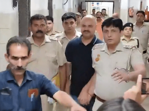 Arvind Kejriwal PA Swati Maliwal Assault Case Update; Bibhav Kumar | High Court | दिल्ली हाईकोर्ट बोला- मालीवाल केस में बिभव की गिरफ्तारी जरूरी: अरेस्ट के लिए पर्याप्त सबूत थे, पुलिस ने कानून के तहत कार्रवाई की