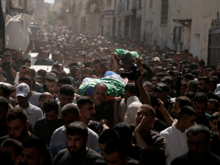 25 Palestinians killed in one day in Israeli attack | इजराइली हमले में एक दिन में 25 फिलिस्तीनियों की मौत: इनमें एक ही परिवार के 7 सदस्य, गाजा में 25 साल बाद मिला पोलियो केस