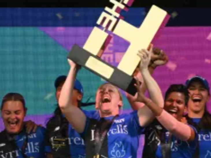 टीम लंदन स्पिरिट ने जीता विमेंस हंड्रेड का खिताब – 3 गेंदों पर 4 रनों की जरूरत, दीप्ति शर्मा ने छक्के के साथ मैच खत्म किया।