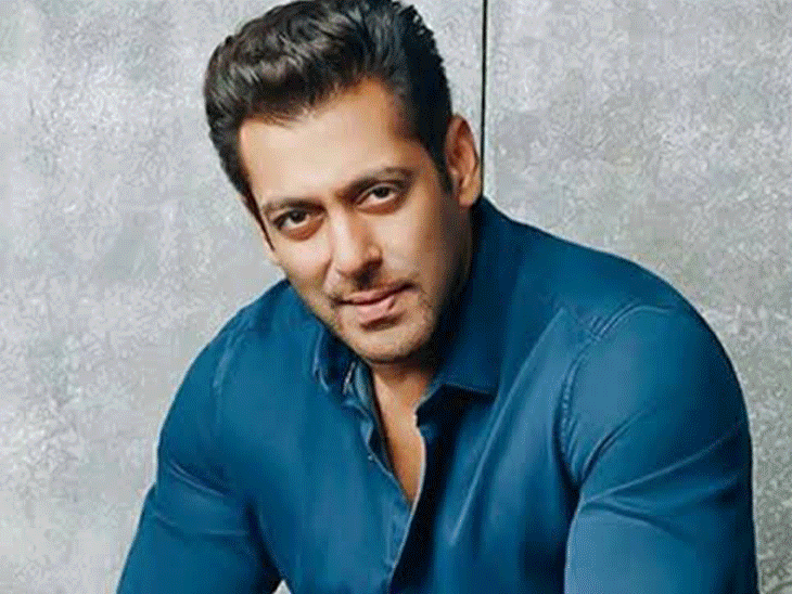 salman-would-like-to-play-triple-role-in-the-remake-of-sholay
