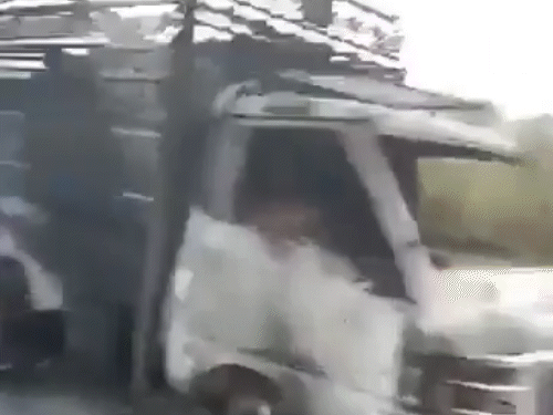 23 travellers from Punjab shot dead in Balochistan’s Musakhail after identity check | बलूचिस्तान में आतंकियों ने 23 लोगों की हत्या की: हाईवे बंद किया, गाड़ियां रोकीं ID चेक करके गोली मारी; आतंकी गाड़ियां जलाकर भागे