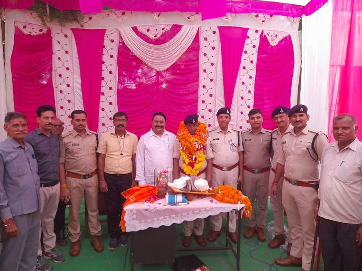Farewell ceremony of Assistant Sub Inspector in Bhitarwar | भितरवार में ...